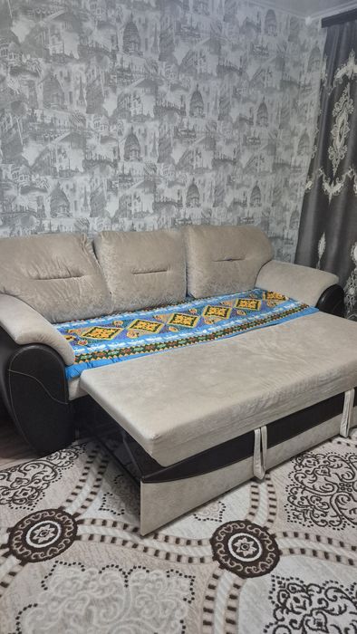 Продам диван и два кресла б/у