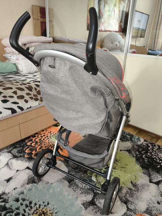 Продам коляску фирмы "Goodaby"