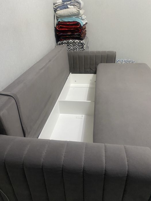 Продам диван в отличном состянии