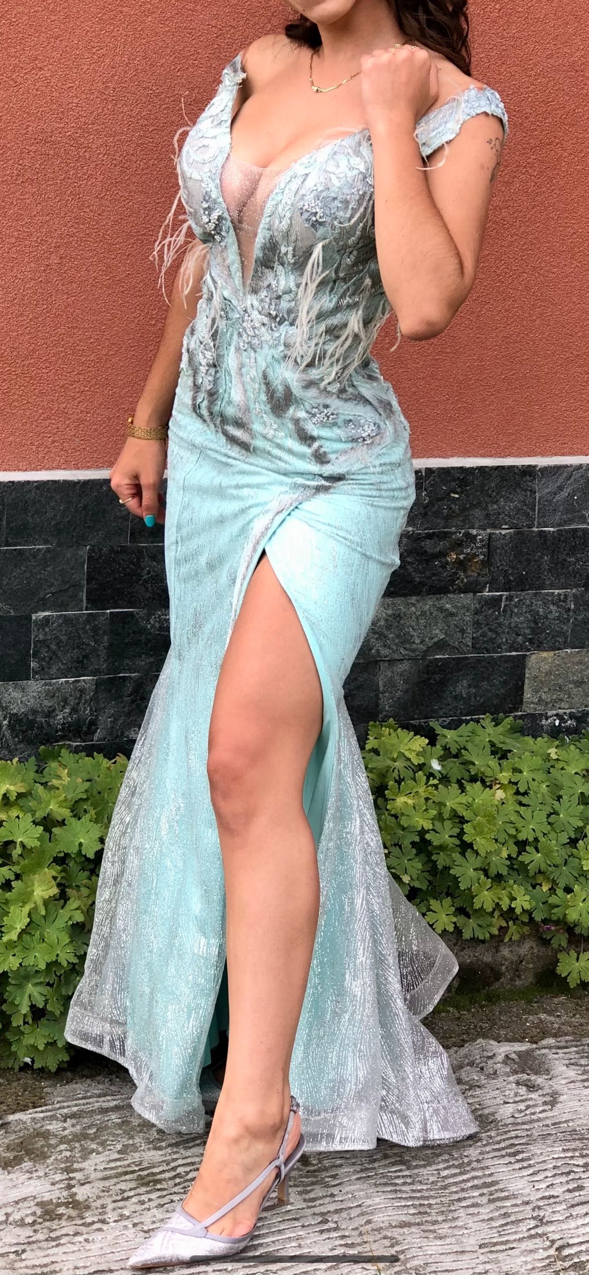 Офицялна бална рокля