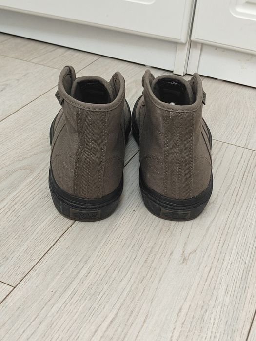 Vans  Nr   38.5 ..