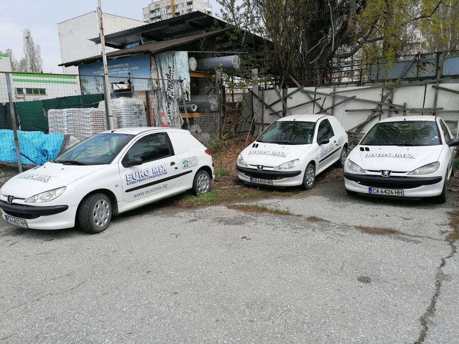 Автомобили за доставки под наем Пежо 206 Ван Peugeot 206 Van