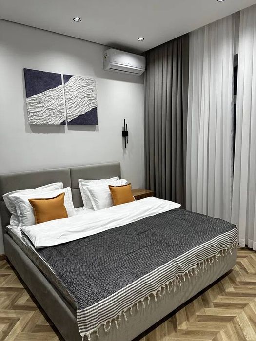 Жк Nrg oybek! Сдается 2х-ком квартира! В элит комплексе!