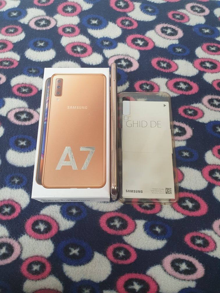 Samsung   A7  2018   Gold