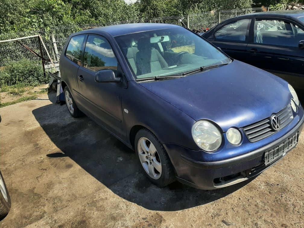 Oglinda stanga/dreapta Vw Polo 9n ( Varianta 2 usi )