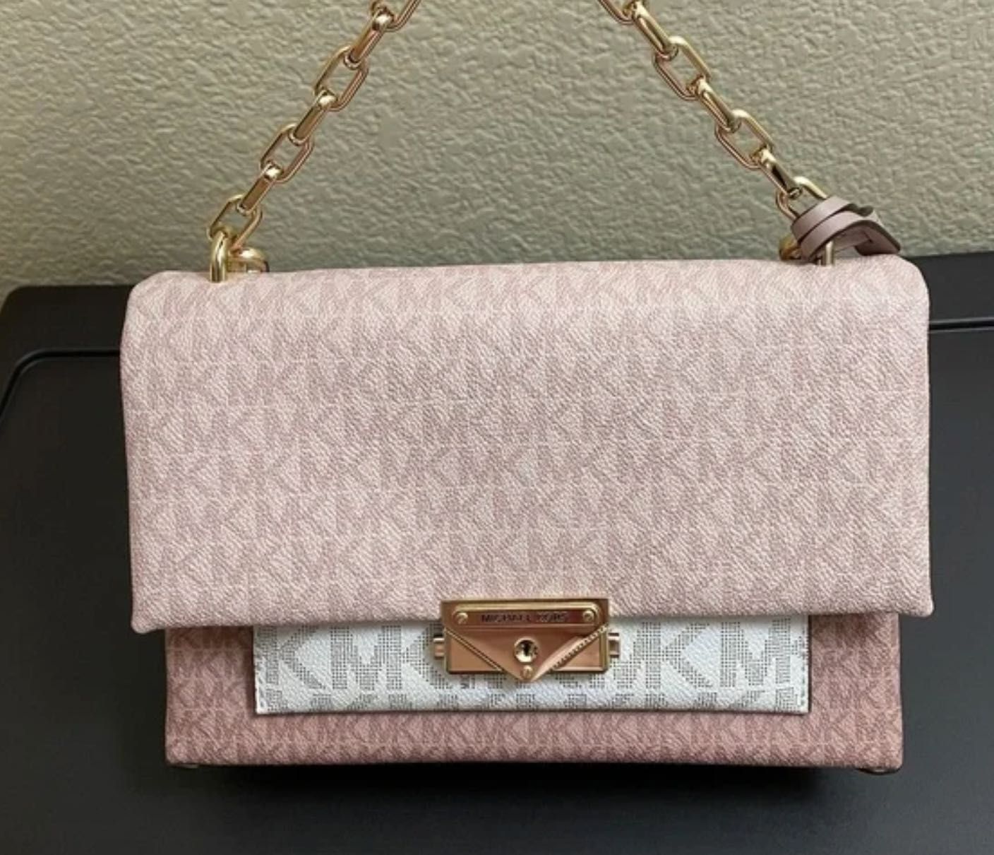 Оригинална чанта Michael Kors