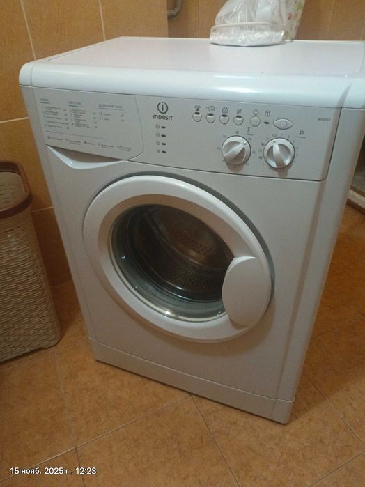 Продам стиральную машину