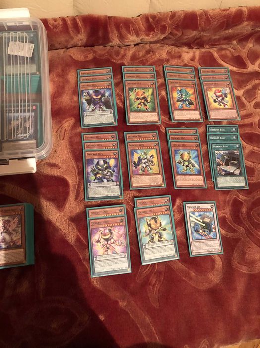 Yu Gi Oh Deskbots deck core