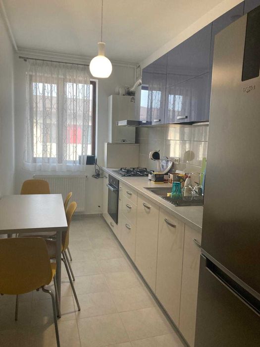 Inchiriez apartament 2 camere
