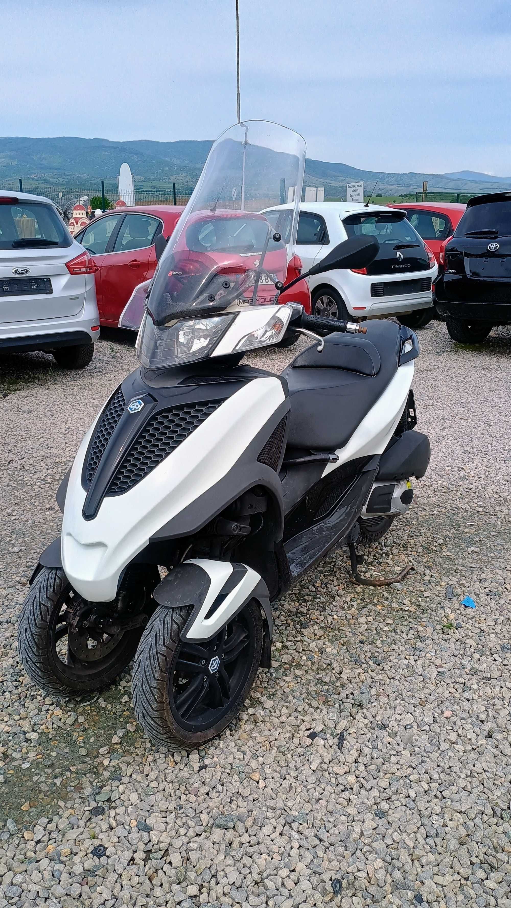 Piaggio MP3 300i