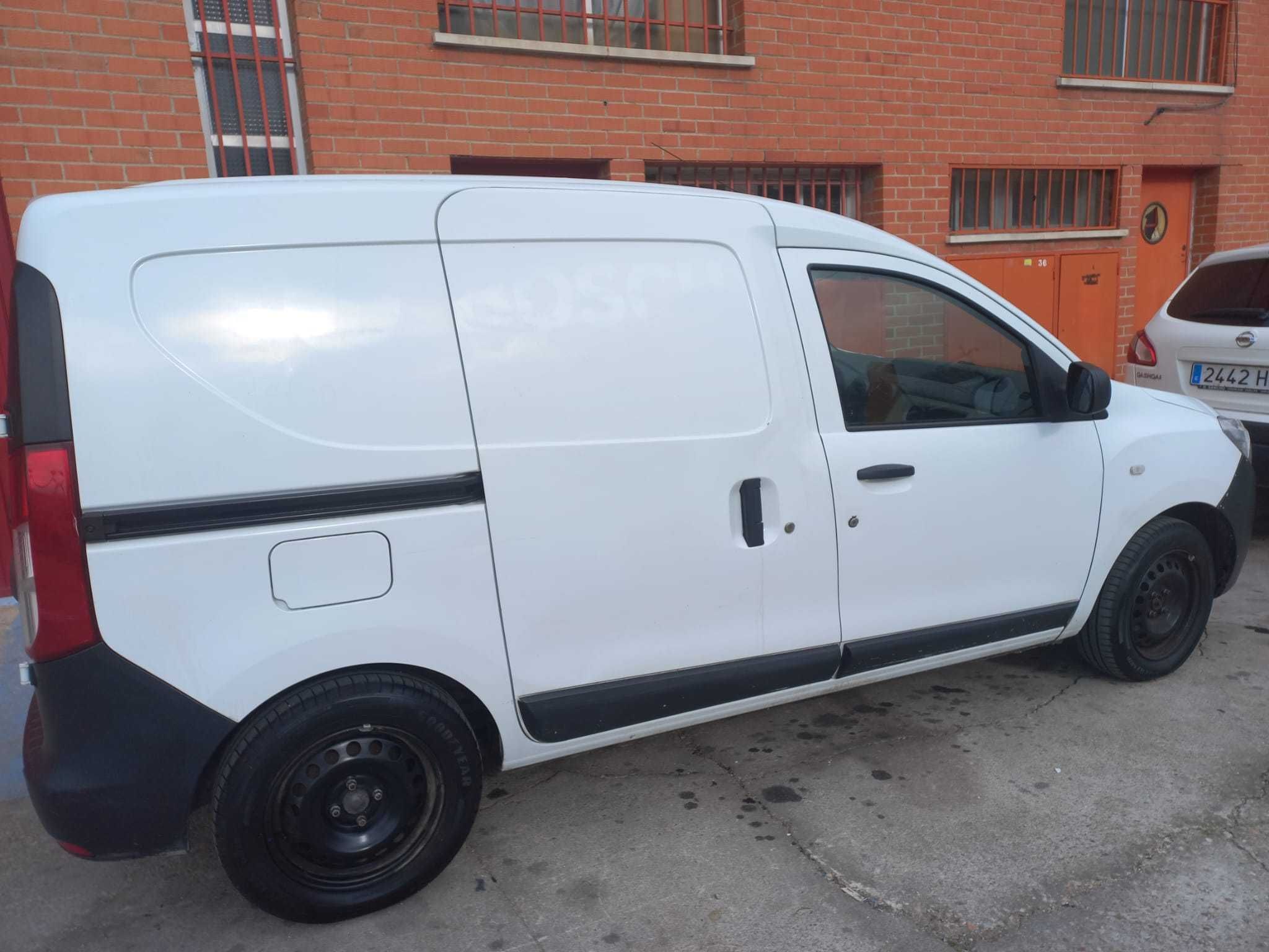 Vand Dacia Dokker