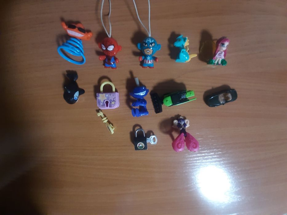 Игрушки с киндер сюрприза. Оригинал. Всего 12 штук. Новые. Цена за шт.