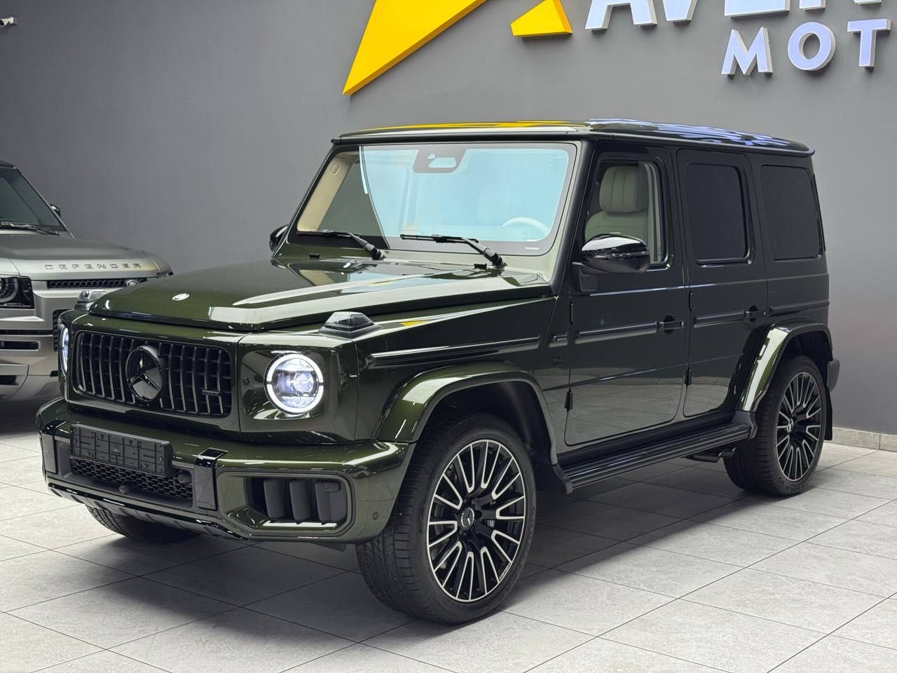 Продается новый Mercedes Benz G63 AMG