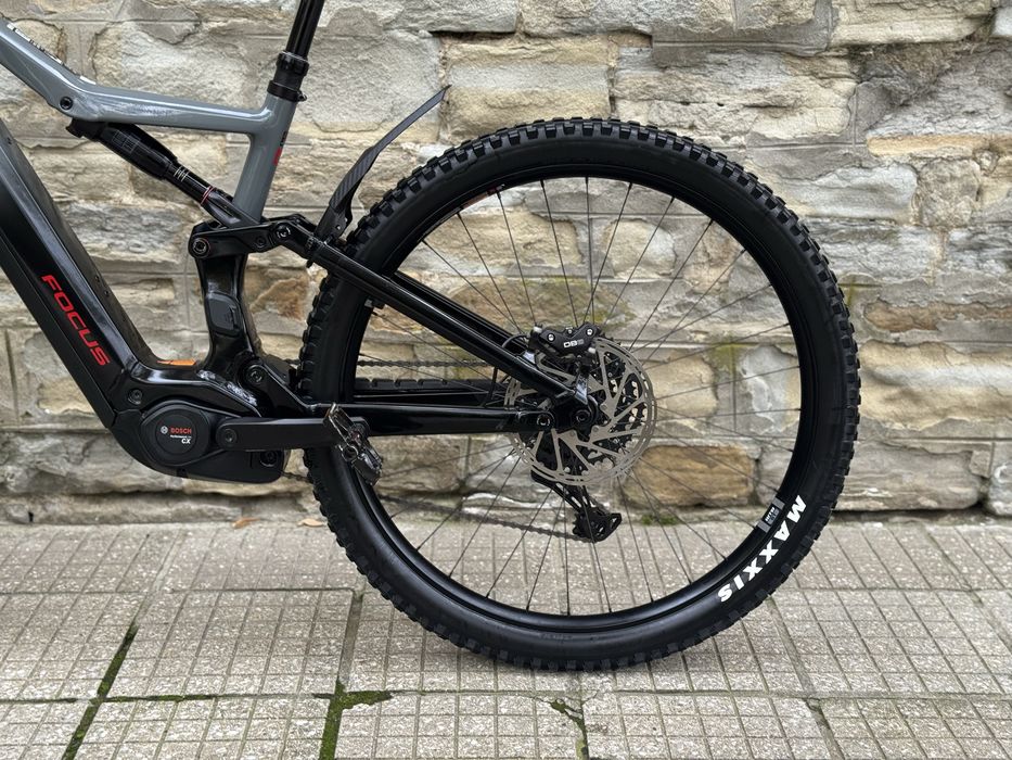 Електрически велосипед E-bike FOCUS SAM 2 6.7 year 2025( L размер)