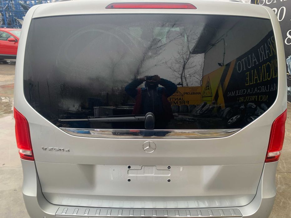 Dezmembrez mercedes V-class w447 2.2 diesel extra-long-interior v447