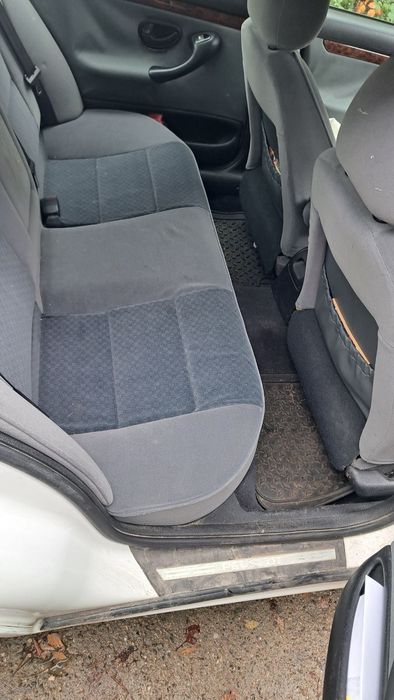 Продавам Peugeot 406 2000 кубика 90 коня