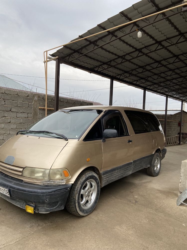 Toyota previa 1996