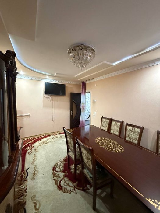 Продам квартиру Учхоз Мирзо Улугбекский рн Учхоз мебель техникой остав