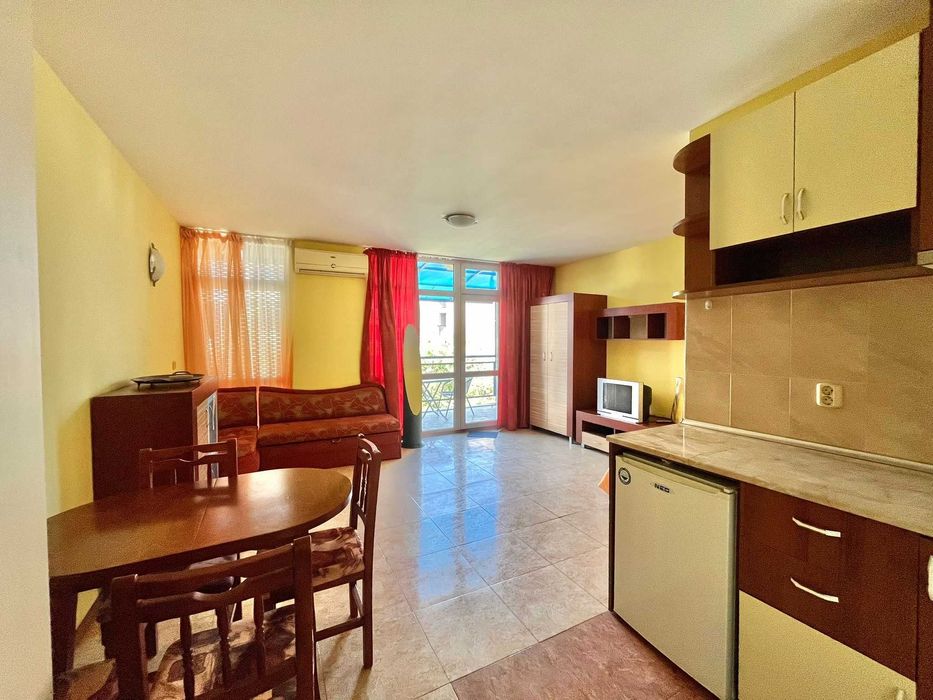 Продава се Едностаен апартамент в к.к. Слънчев бряг - 40 кв.м за 1275 €/кв.м - Снимка #1