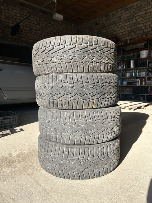 Резина Nokian Hakkapeliitta 7 215/55/R16