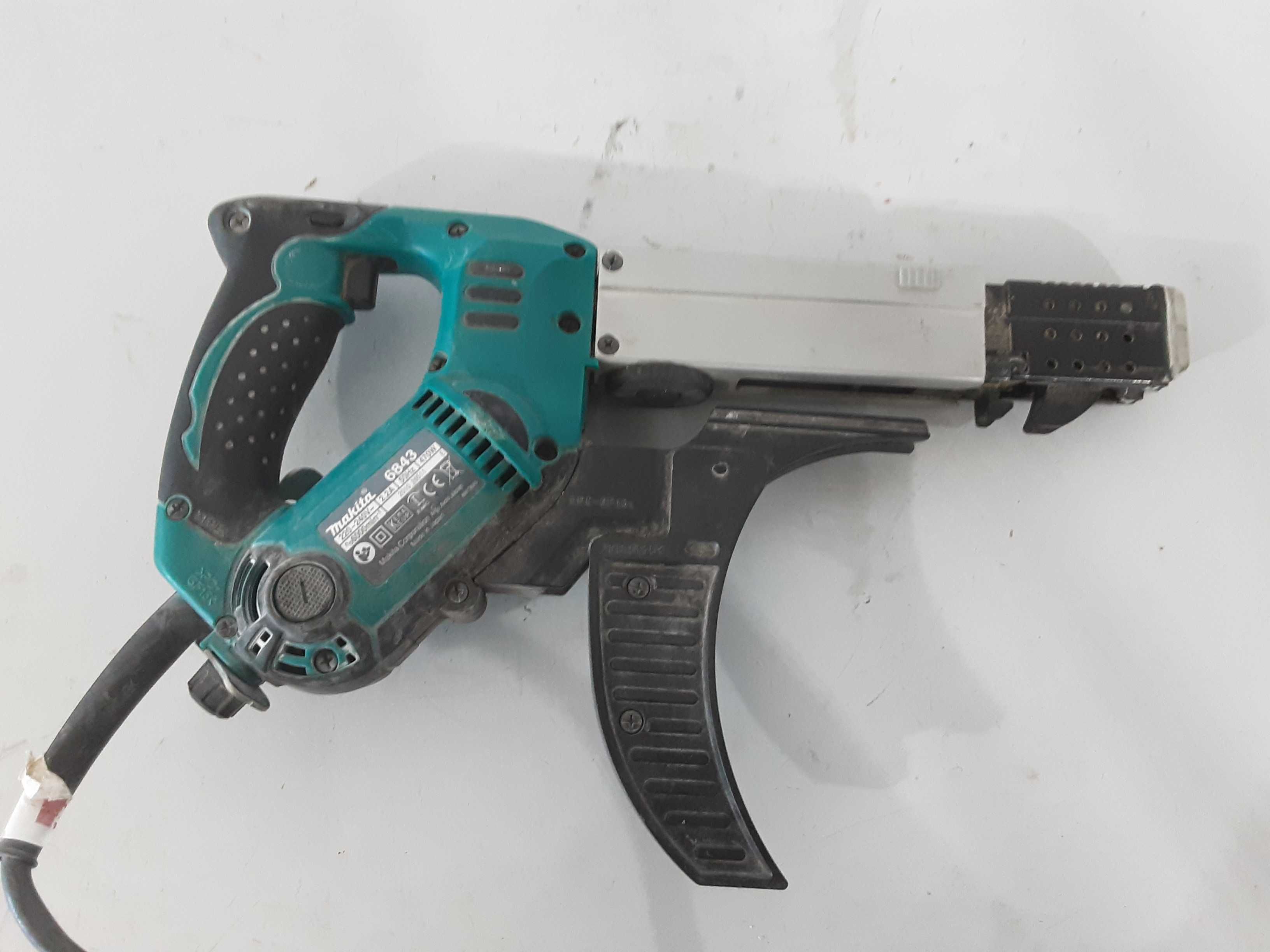 Винтоверт за гипсокартон - Makita 470W