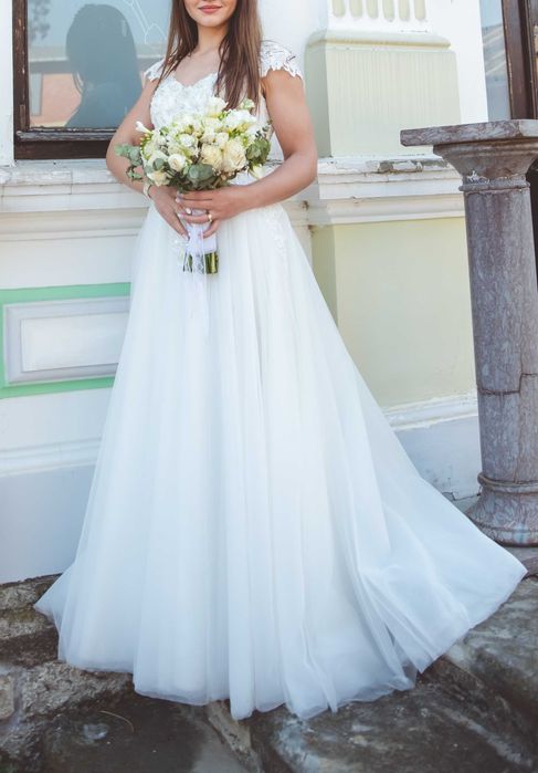 Rochie de Mireasă cu detalii lucrata manual