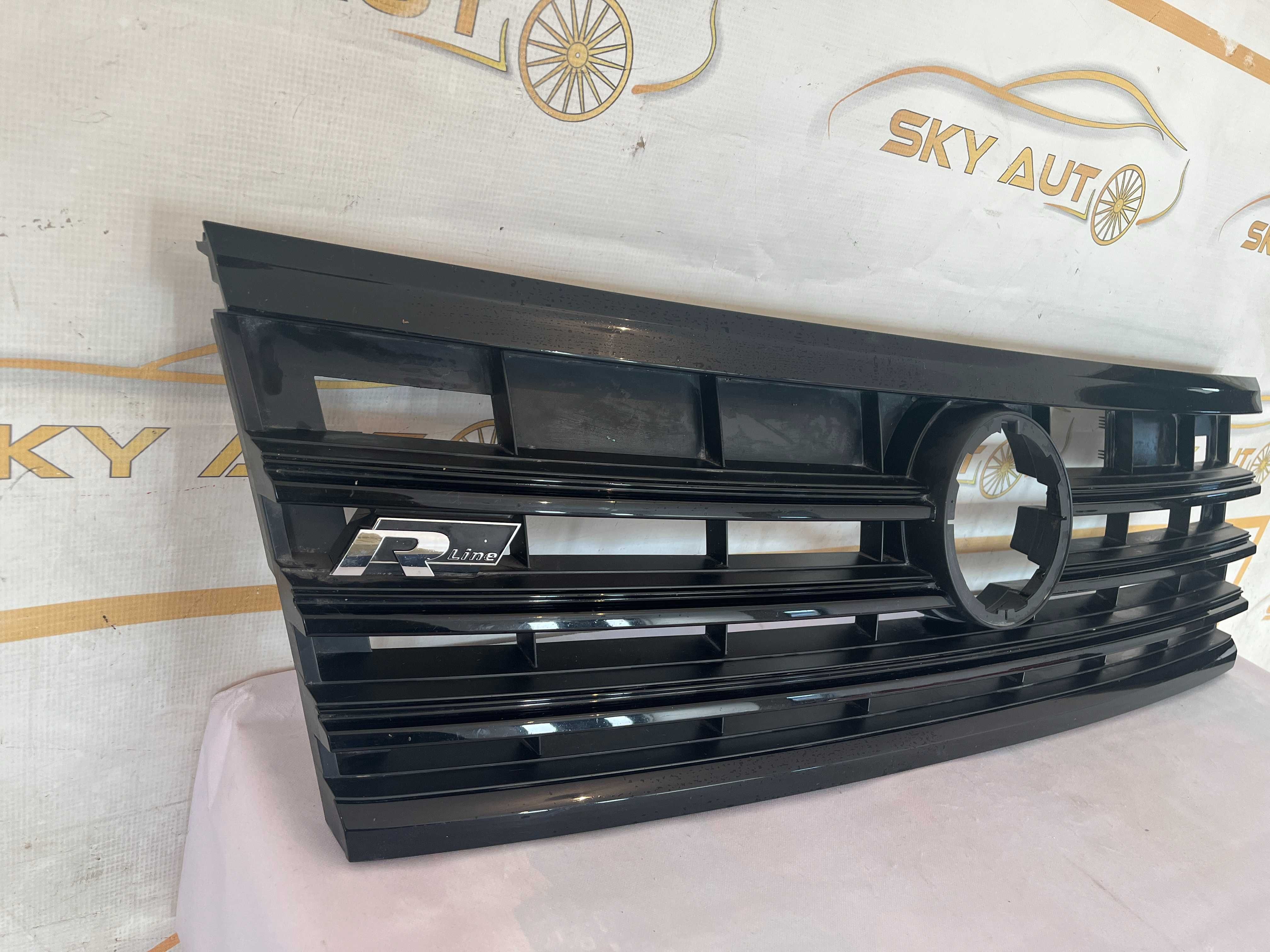 Grila radiator Vw Touareg R Line dupa 2018