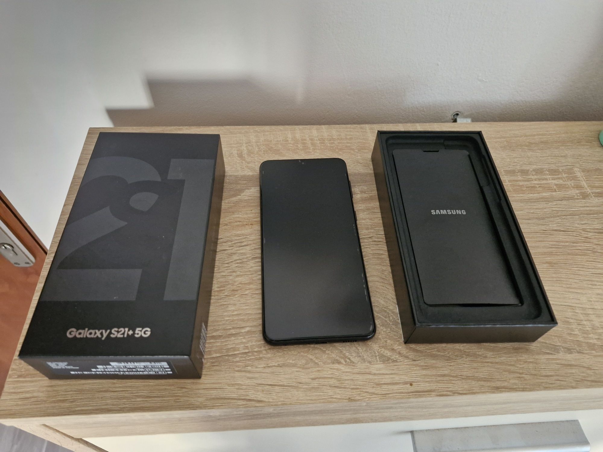 Samsung Galaxy S 21 Plus