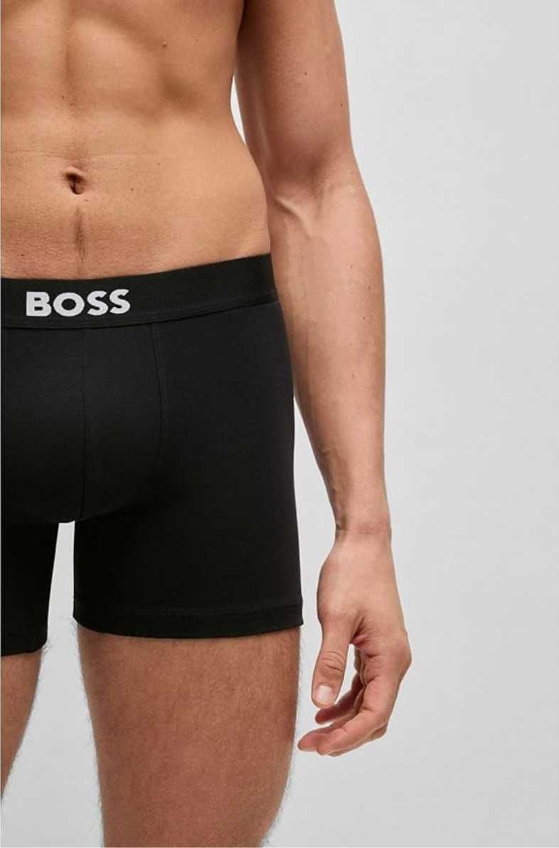 6 БР Мъжки боксерки BOSS оригинални 2 х 3 бр. ЧИСТО НОВИ – размер L