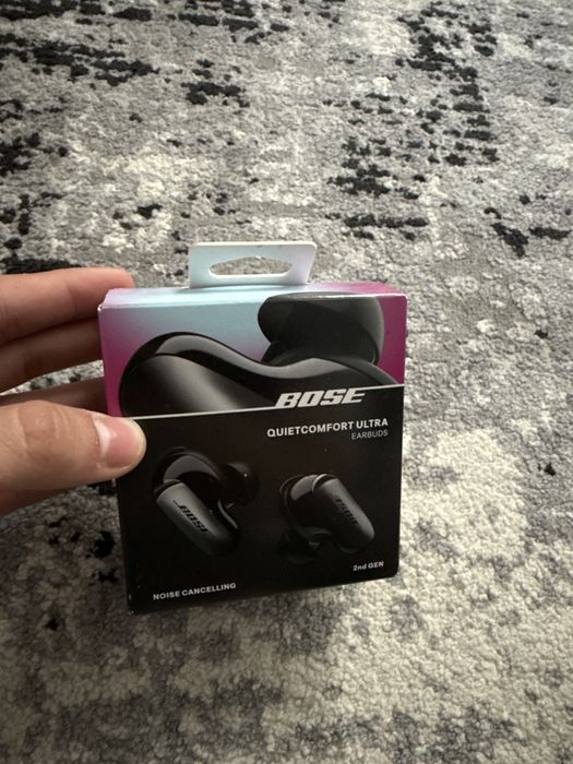 De vanzare !! Casti bose quietcomfort ultra earbuds 2nd gen ! Sigilate