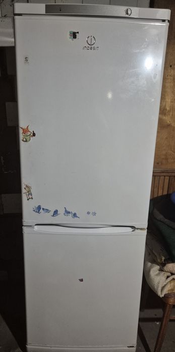Продам холодильник