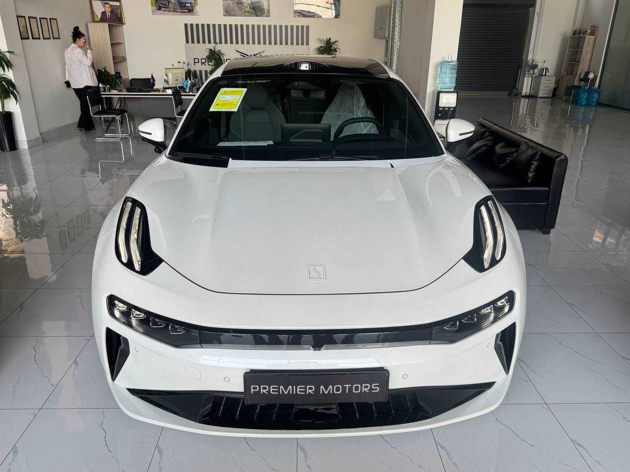 Zeekr 001 sport.