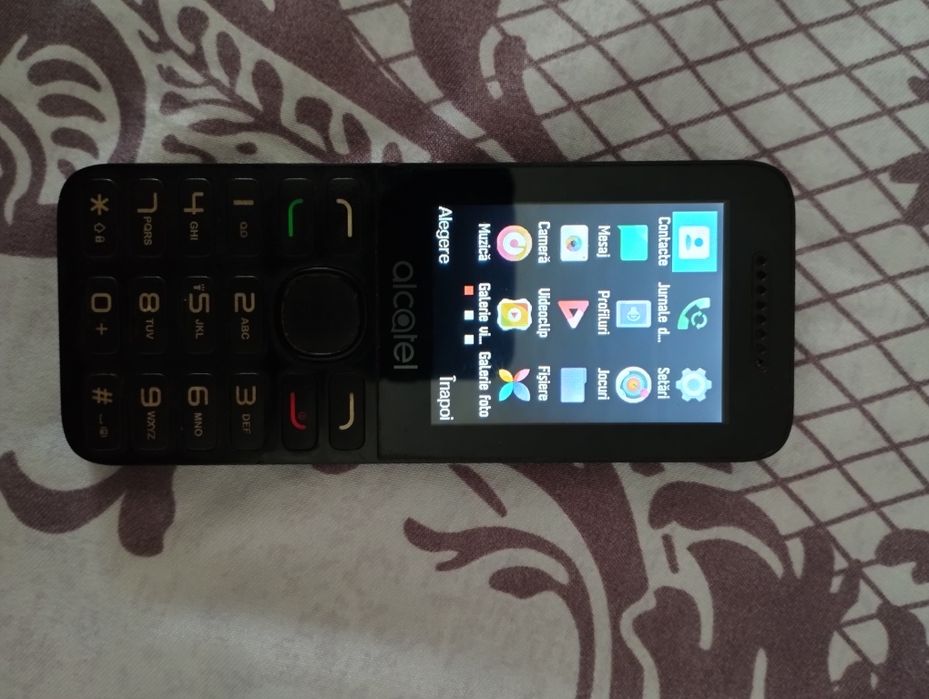Vând telefon Alcatel