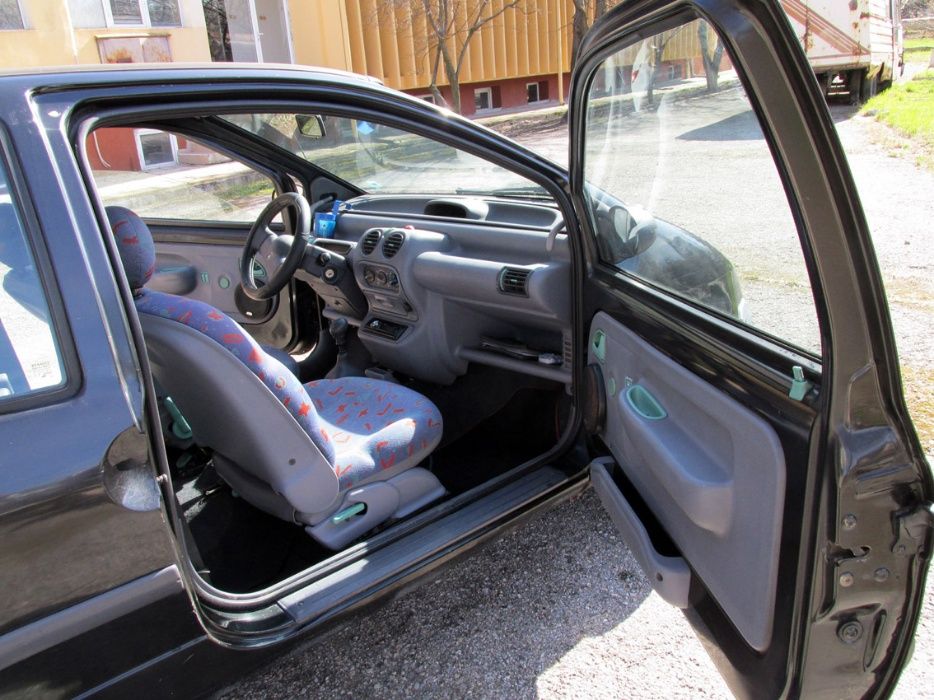Ниски цени - Renault Twingo /Рено Туинго/ 1.2, 40kw 1994 г. на части