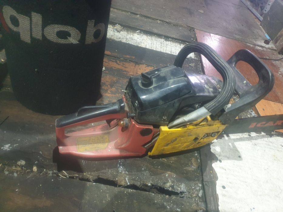 Продам бензопилу