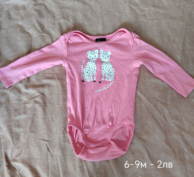 Дрешки за момиче от 3 м до 1 год