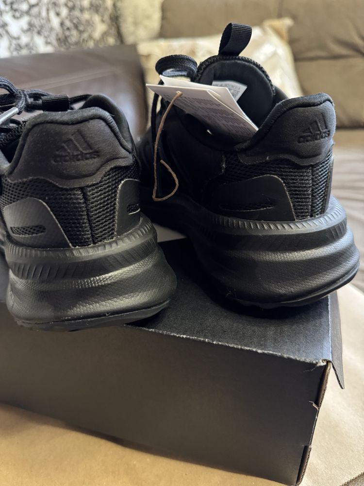 Adidas за момчета номер 31