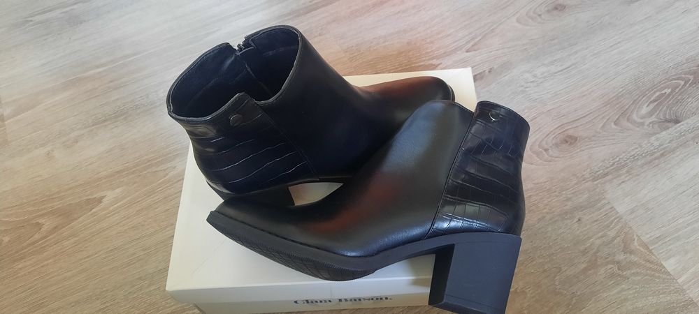 Дамски боти Clara Barson чисто нови