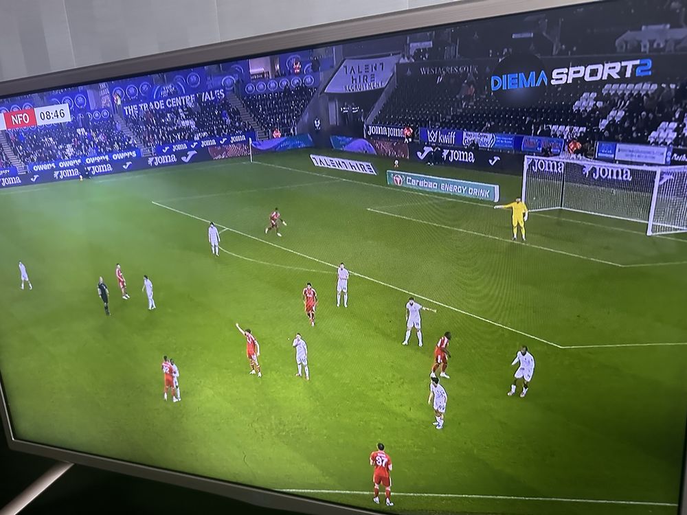 Tv box tanix w2