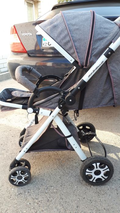 Детская коляска  б/у