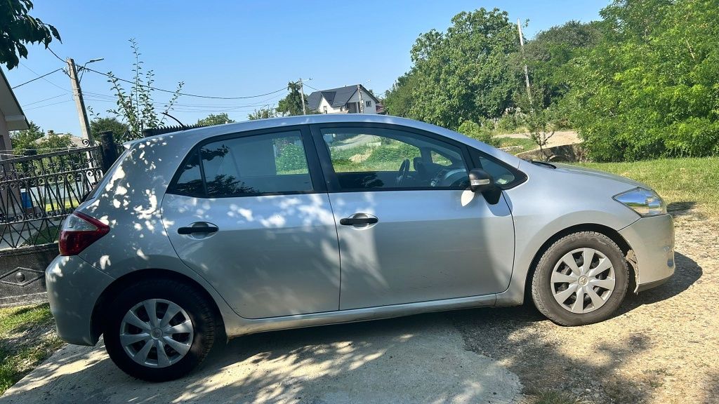Vand Toyota Auris