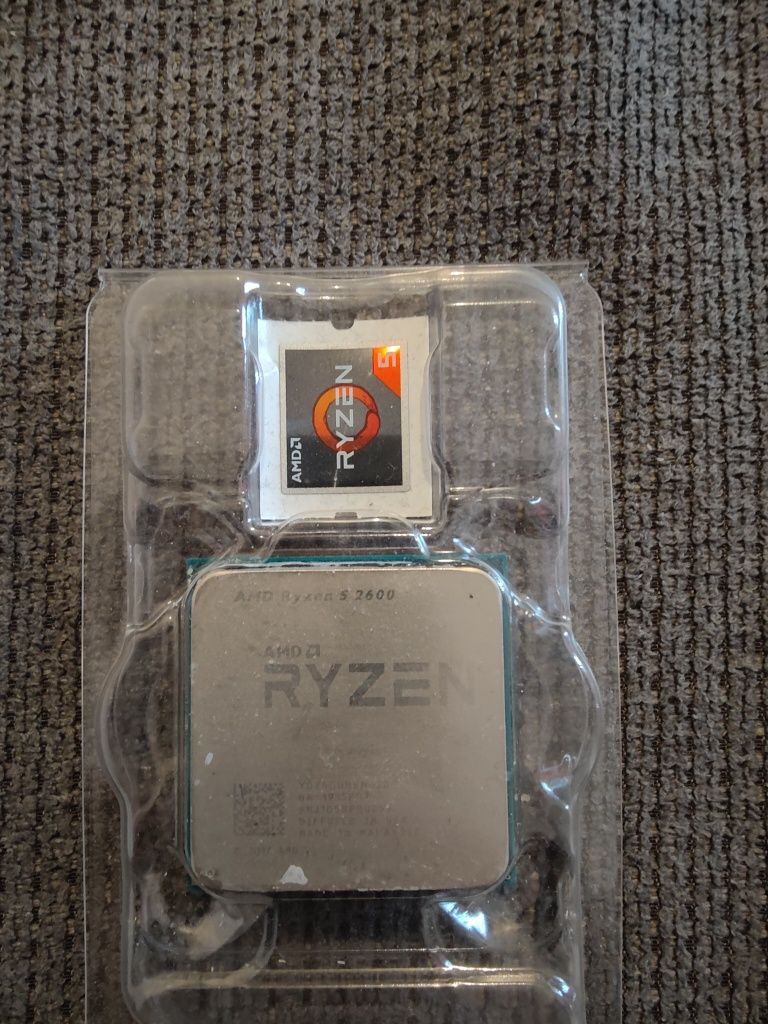 Procesor AMD Ryzen 5 2600
