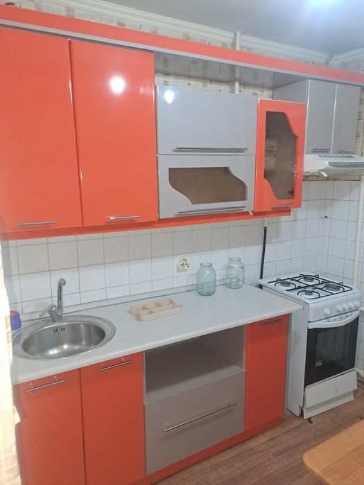 Сдам 2х ком квартиру колхозный район