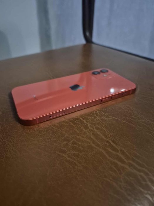 İPhone 12 red product