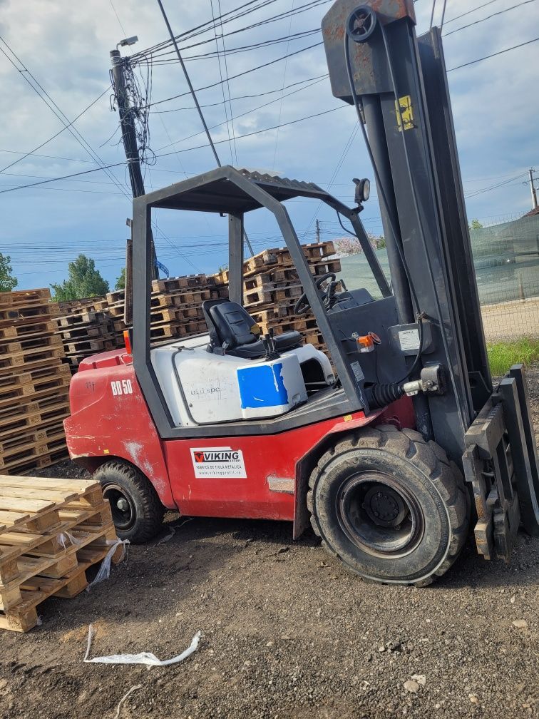 Stivuitor 5t an2008