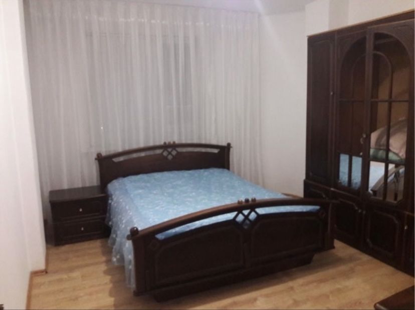 Срочно продам 3-х комн. кв в 10 мкр