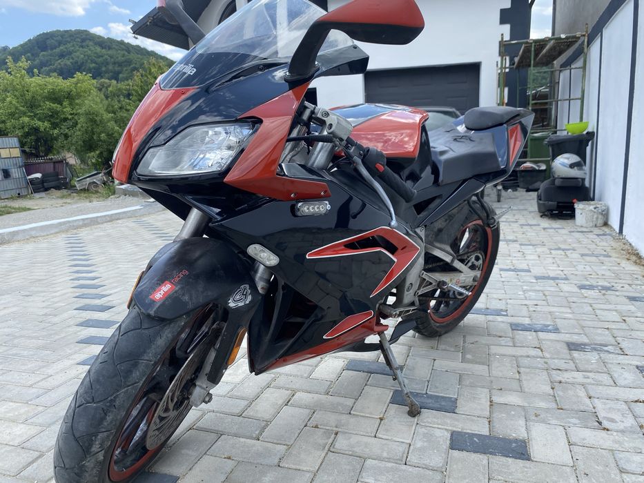 Aprilia rs 50 an 2008 schimb cu atv 300cc minim