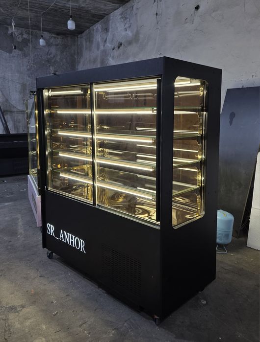 Витриные холодильник