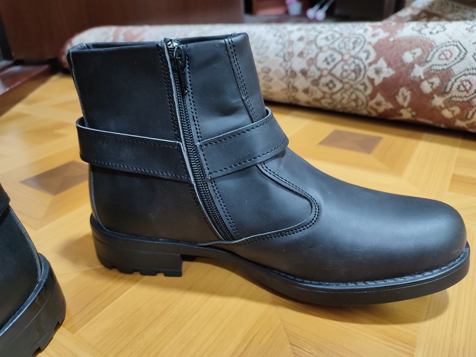 Qishki etik sotiladi yumshoq padoshli