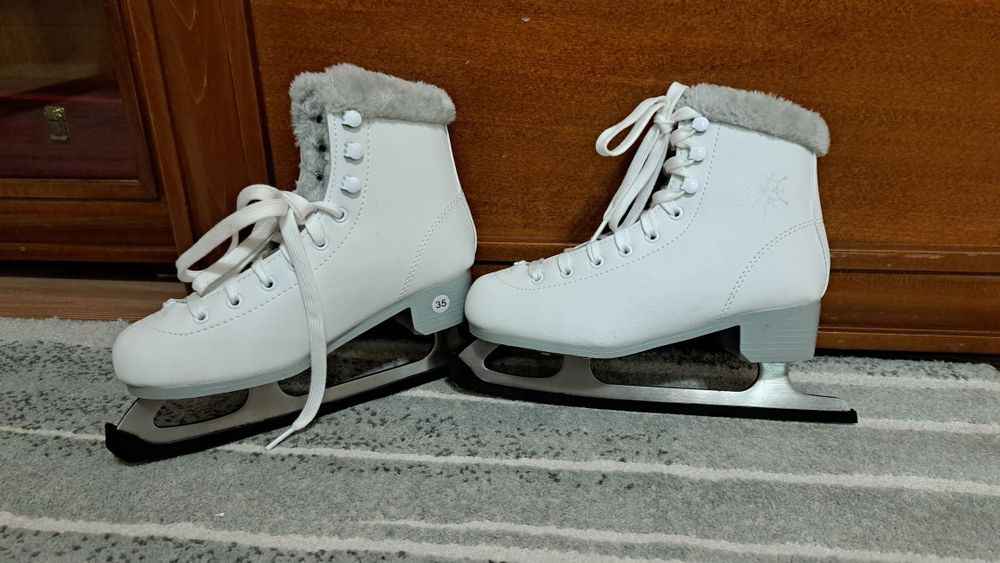 Patine Oxelo marime 35